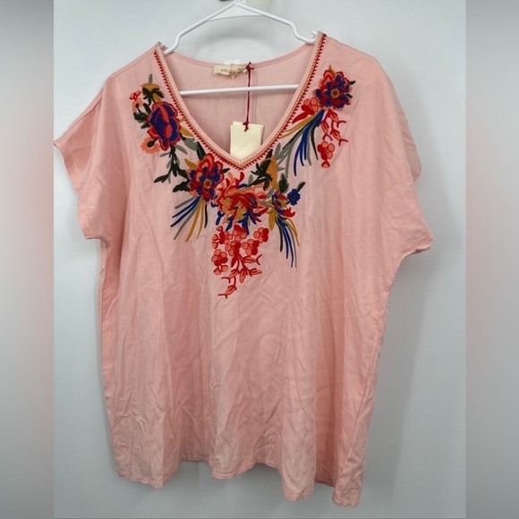 Solitaire LARGE Colorful Embroidered Boho Tunic Top - Picture 1 of 4